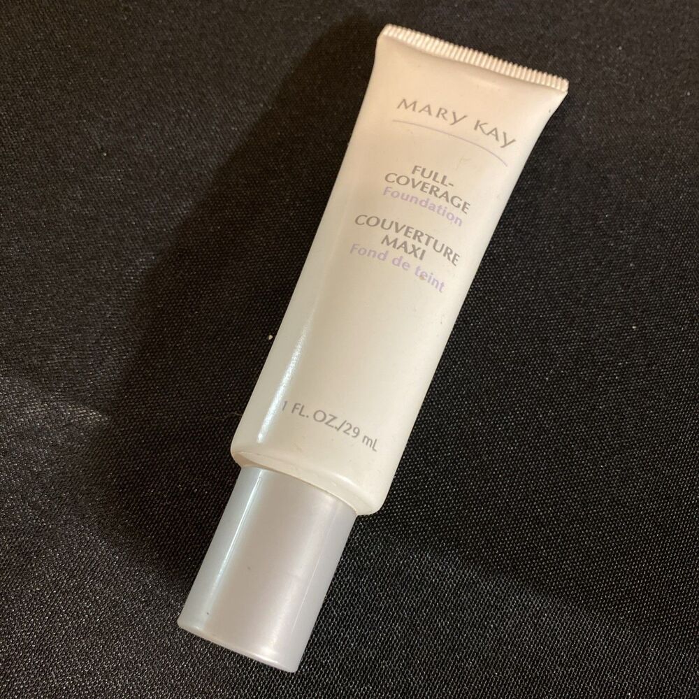 Mary Kay Full Coverage Ivory 100 Foundation